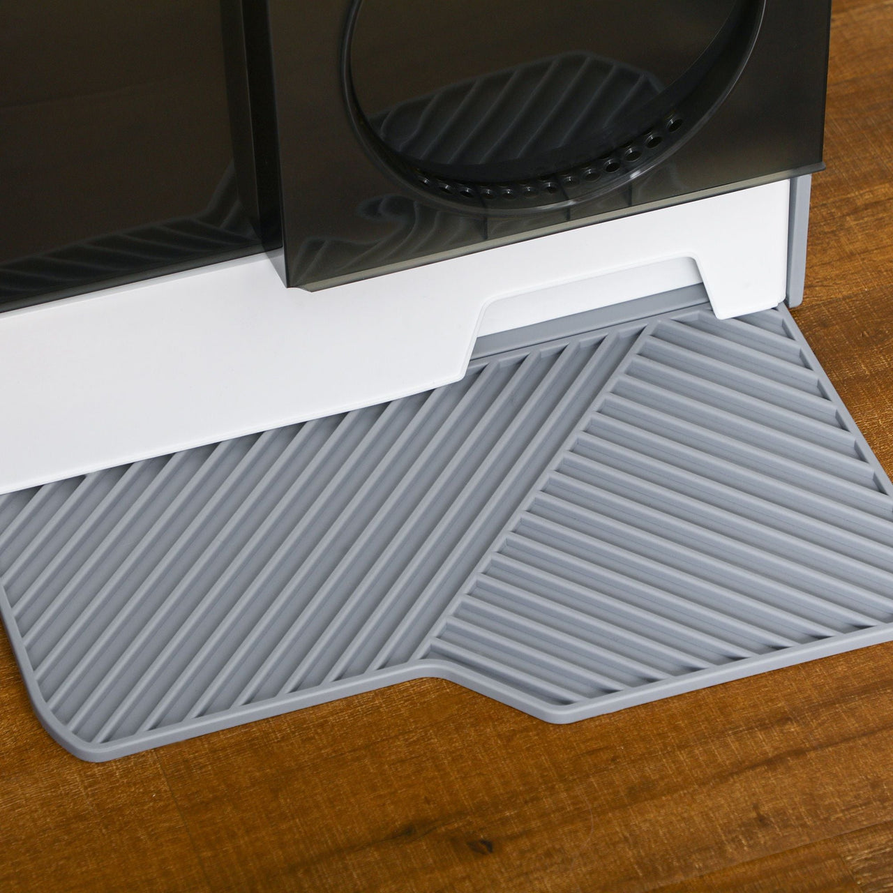 Gray Sanctuary Hooded Litter Pan - Apollo's Corner