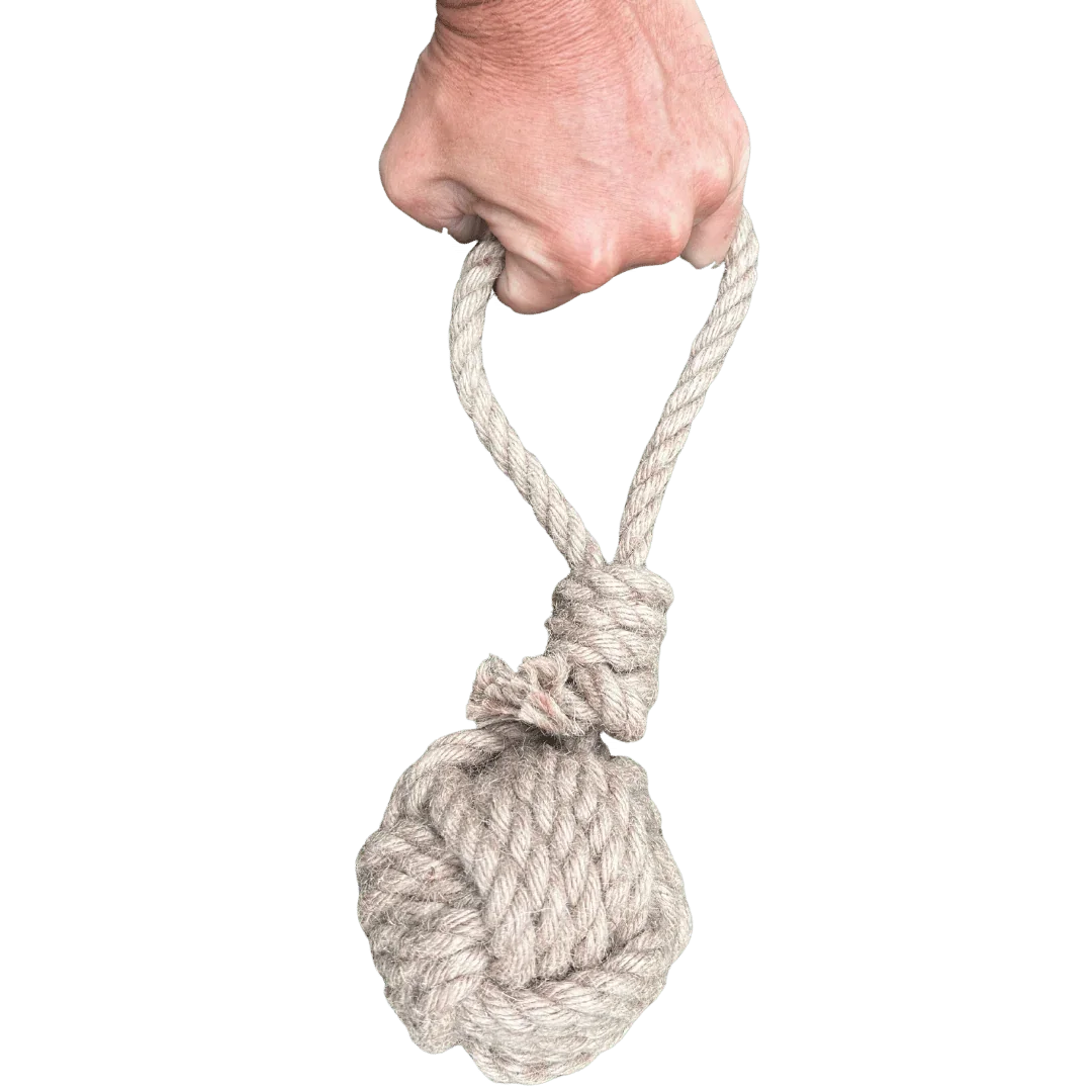 rōmng bio-based poop bag bundle with bamboo dispenser and hemp rope tug toy