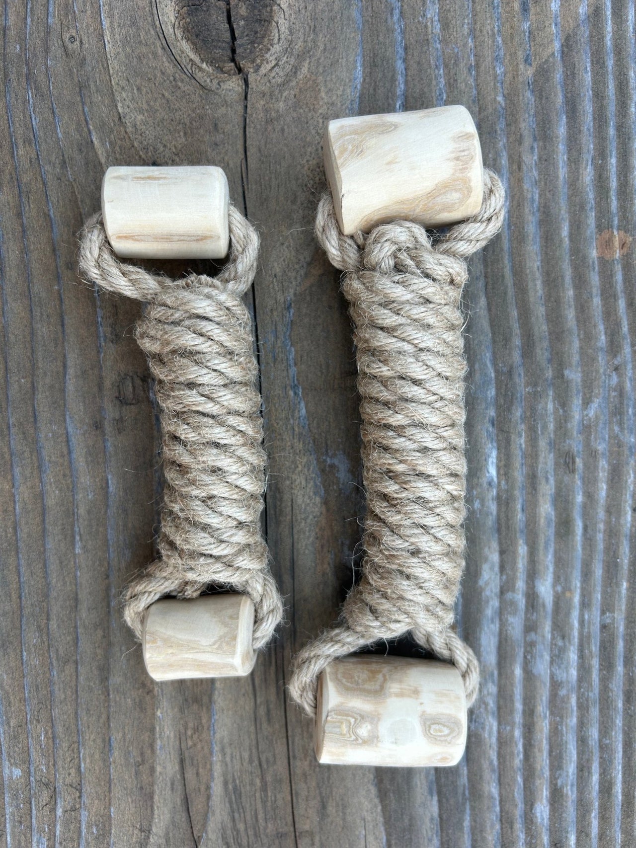 hemp rope + coffee wood toy - Apollo's Corner